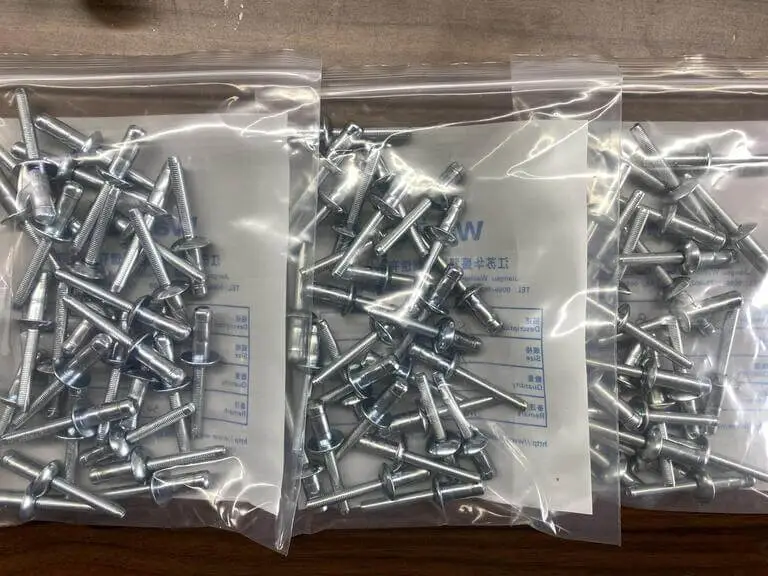 10x Wheelhouse Fender Spreading Rivet Clips For Opel – Black Plastic Mounting Kit