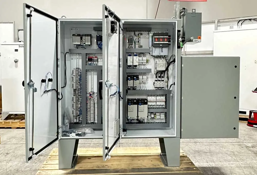 NEMA12-Enclosures-in-Industrial-Automation-and-CNC-Machinery-1-dome-head