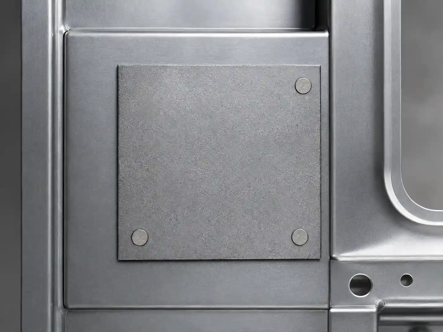 S350 Steel Window Frame SPR Riveting